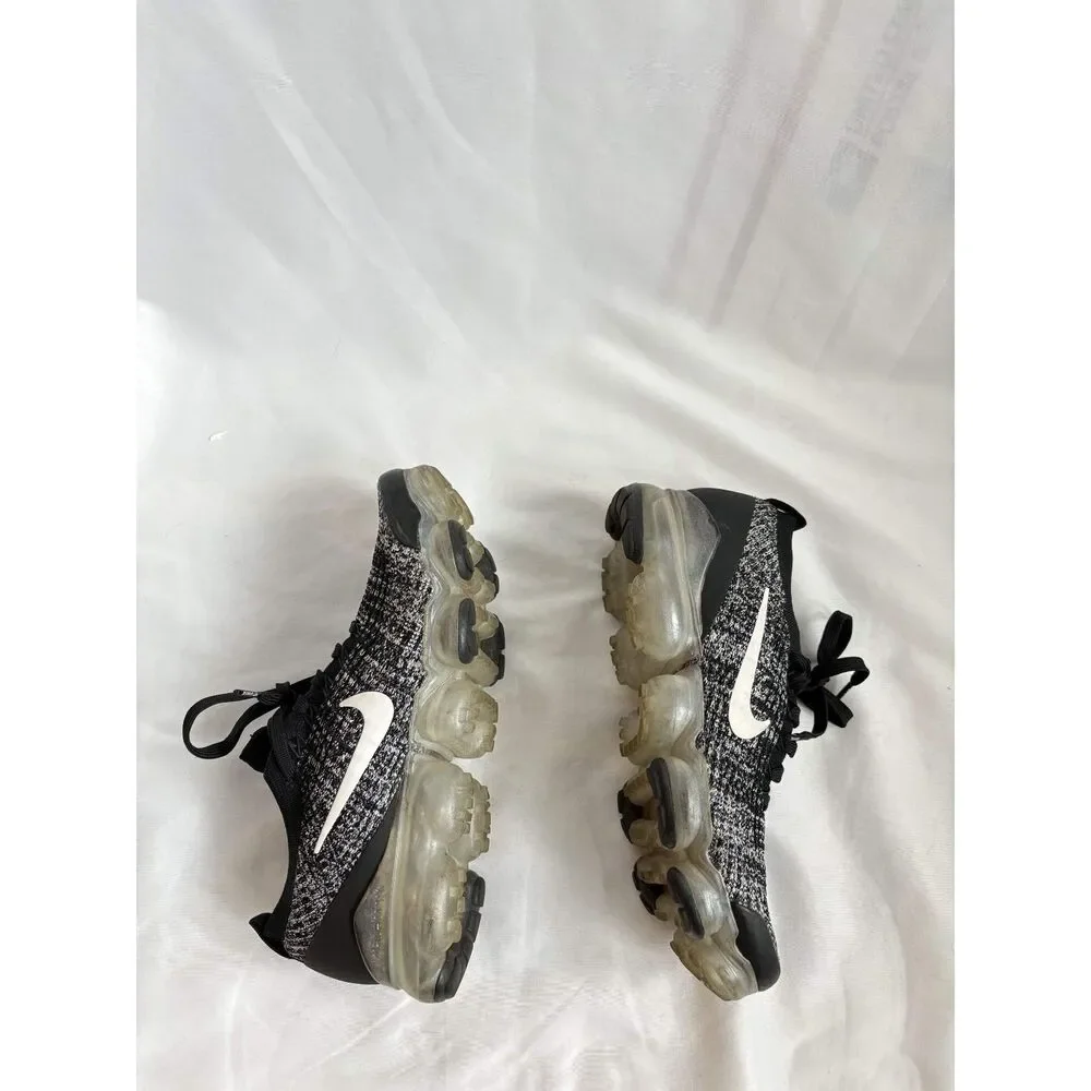 Nike Air VaporMax Flyknit 3 Oreo Sneakers Black White Womens Size 9 AJ6900-002